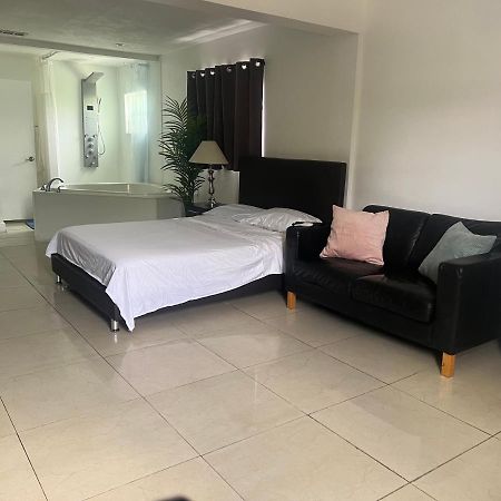 הוילה Miami Haven By Airport מראה חיצוני תמונה